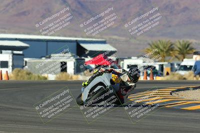 media/Feb-26-2023-CVMA (Sun) [[c890c6e7db]]/Race 17 Amateur Supersport Middleweight/